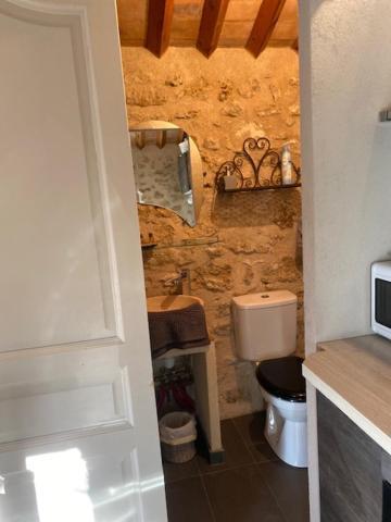 Petit Studio Le Pigeonnier A 5 Mn De Lourmarin Puyvert ภายนอก รูปภาพ